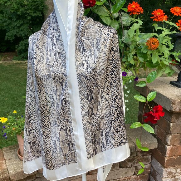 60" X 21" SILK DONCASTER ANIMAL PRINT SCARF - Picture 2 of 2